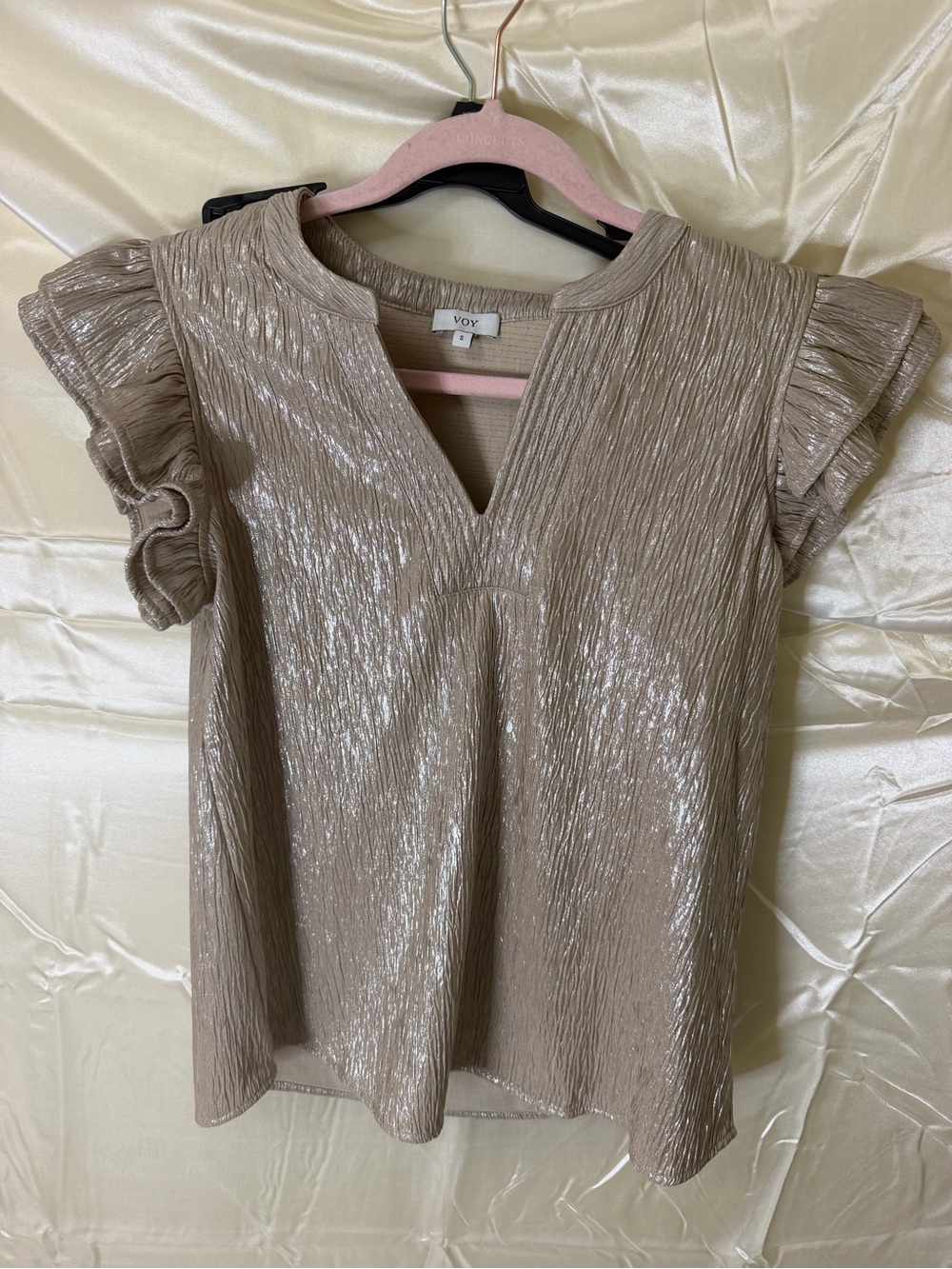 VOY Metallic Gold Crinkle Ruffle Flutter Sleeve V Neck Blouse Top Size S